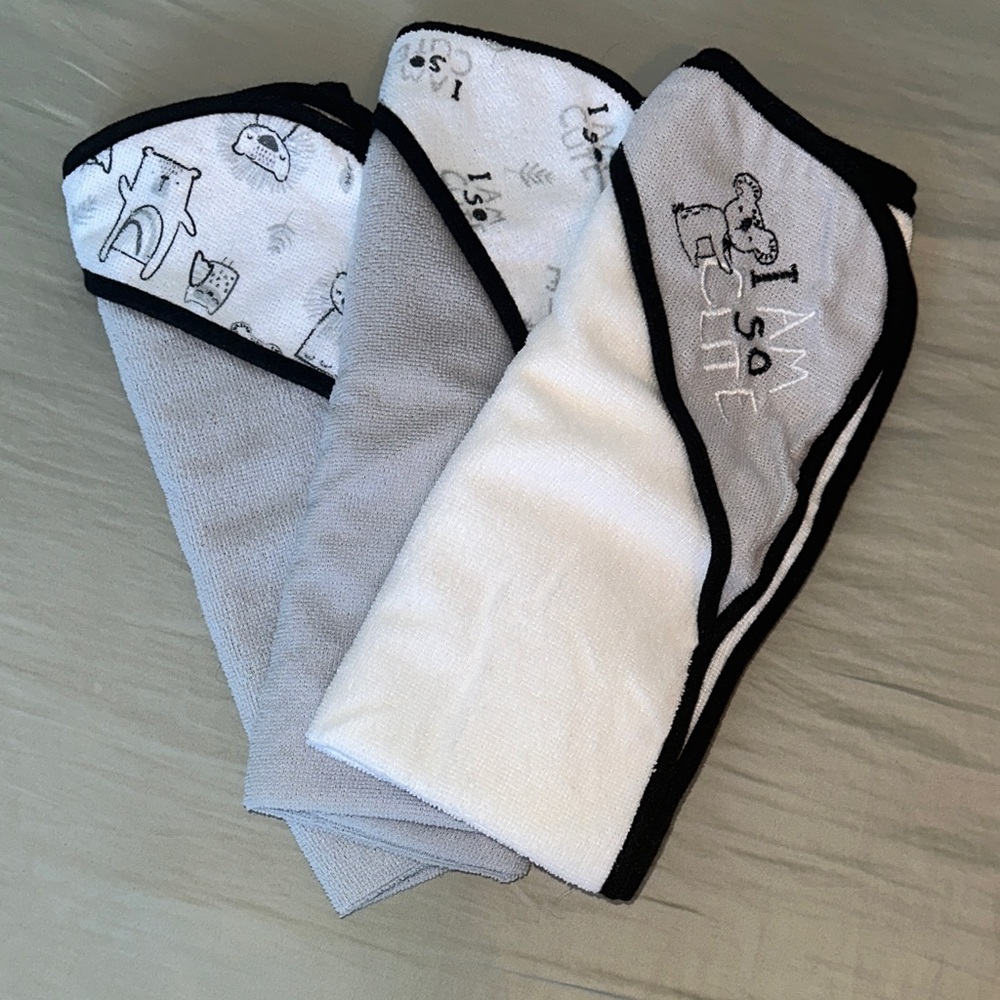 Adorable Hooded Baby Towel Set - Gray and White
